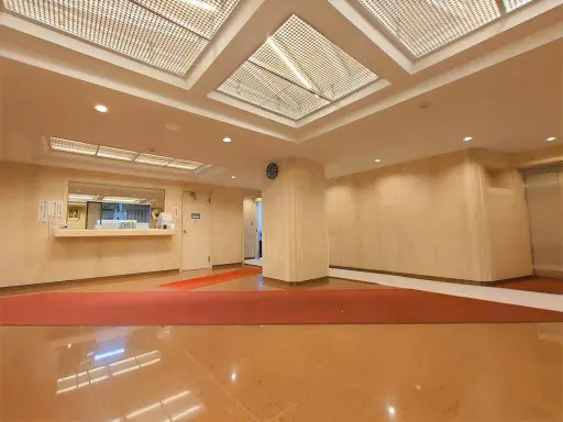 藤和ハイタウン新宿のエントランス