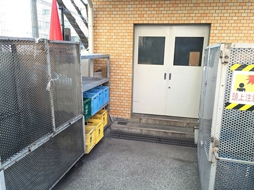 ライオンズマンション新宿原町のゴミ収集