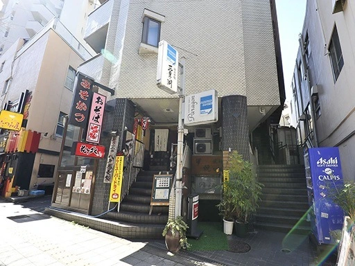 グレイス池尻大橋のエントランス