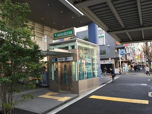 駅前 プレール・ドゥーク新高円寺の駅前