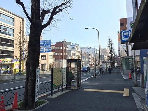 駅前 プレール・ドゥーク新高円寺の駅前