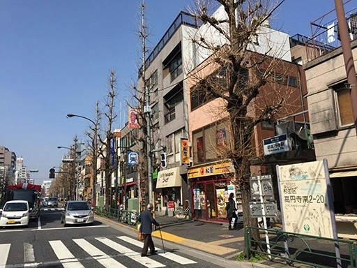 駅前 プレール・ドゥーク新高円寺の駅前
