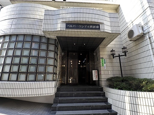エントランス ベル・パークシティ西新宿のエントランス