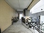 ライオンズマンション新宿５丁目の駐輪場