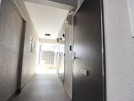 通路 ロワール駒沢の通路