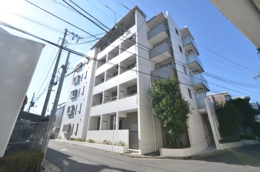 サーラコモド八幡山ヴェローナの外観