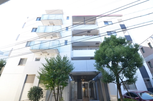 サーラコモド八幡山ヴェローナの外観