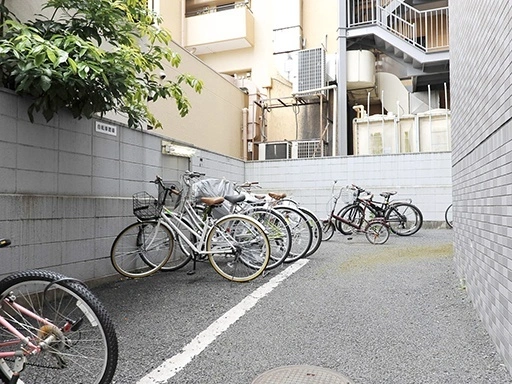 スカイコート神楽坂第２の駐輪場