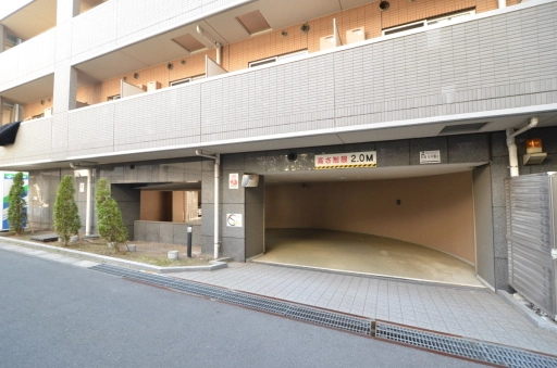 パレステュディオ新宿パークサイドの外観