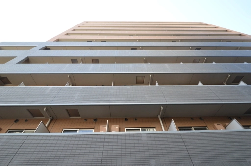 パレステュディオ新宿パークサイドの外観