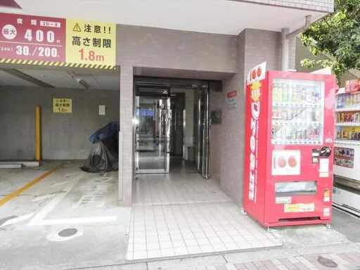 エントランス メインステージ三軒茶屋のエントランス