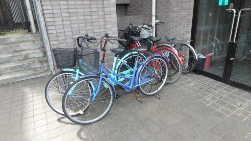 イーストコア東十条の駐輪場