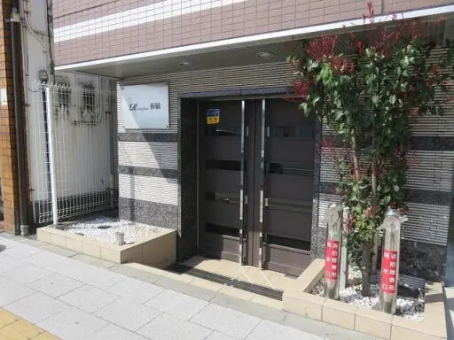 ライジングプレイス板橋のエントランス