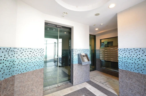 サンテミリオン目黒東山のエントランス