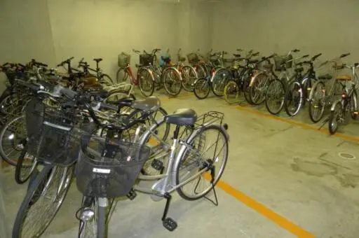 ステージファースト目白の駐輪場