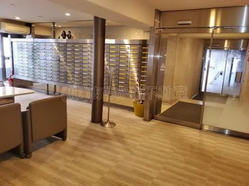 インペリアル御茶ノ水のエントランス