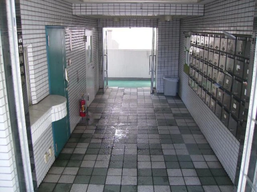 トップ西巣鴨のエントランス