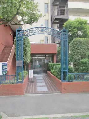 ジュウェル城西のエントランス