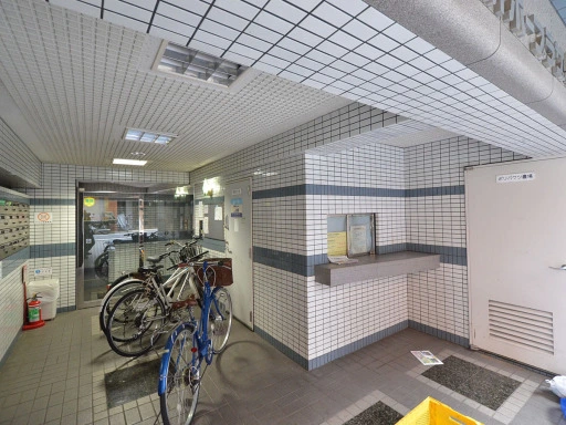 ダイホープラザ駒込のエントランス