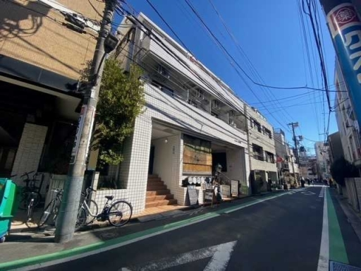 ベルバン赤坂の外観