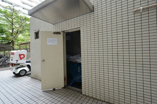 カーネ西早稲田のゴミ収集