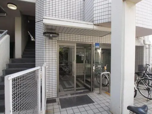 トップ蓮根ＮＯ１のエントランス