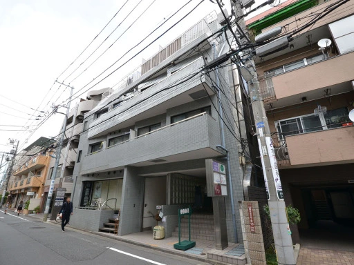 メゾンドール西荻窪の外観