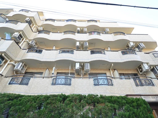 ハイタウン学芸大学の外観