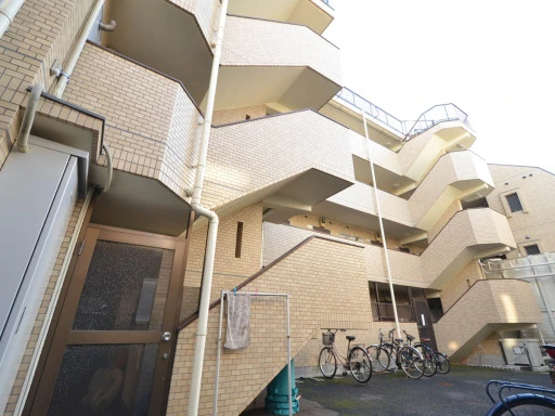 ハイタウン学芸大学の外観