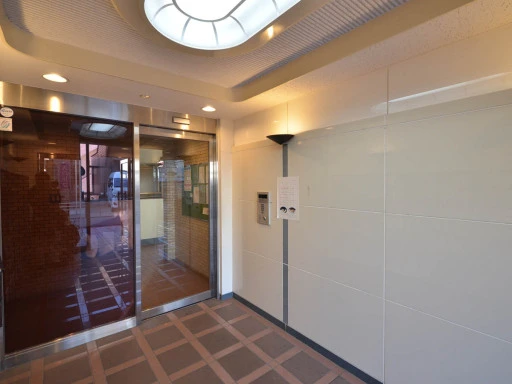 ハイタウン学芸大学のエントランス