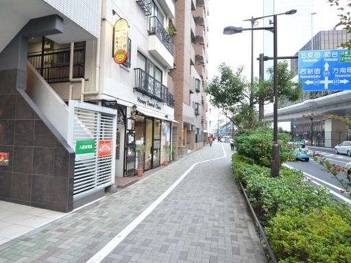 ジェノヴィア西新宿グリーンウォールの周辺環境