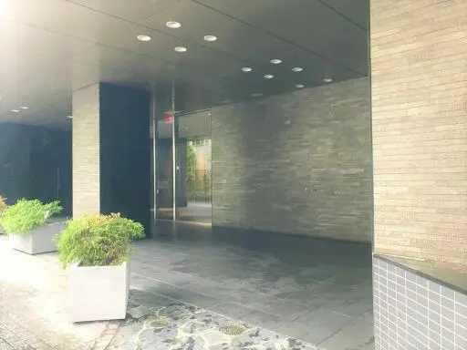 エントランス レグノ・セレーノのエントランス