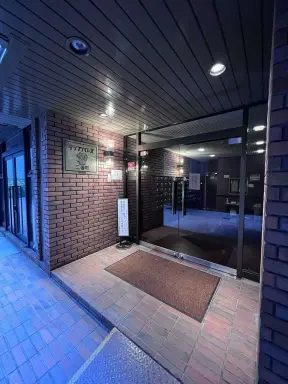 ダイアパレス二番町のエントランス