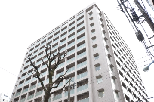 外観 ルネ御苑プラザの外観
