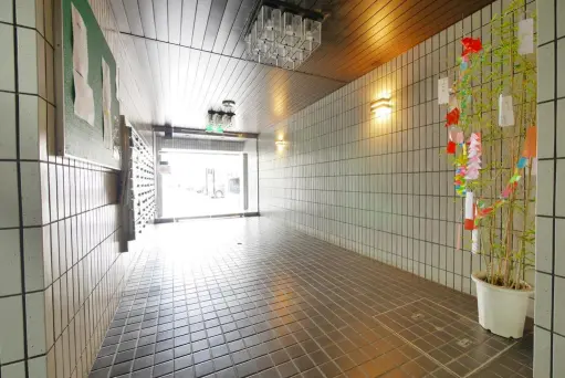 ネオコーポ高円寺のエントランス