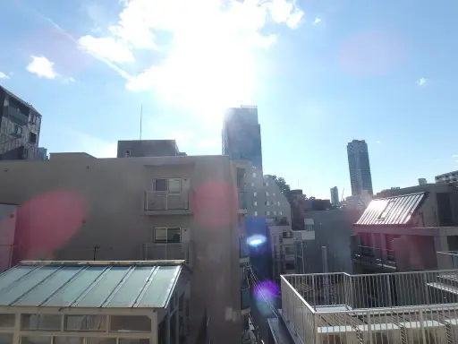 氷川アネックス２号館の周辺環境