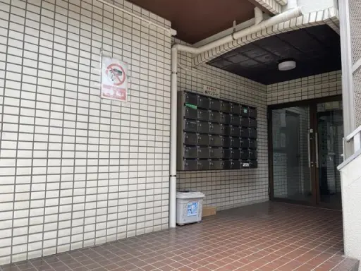 ハイツベルグ武蔵のエントランス