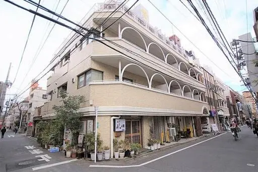 新宿ダイカンプラザシティ１の外観
