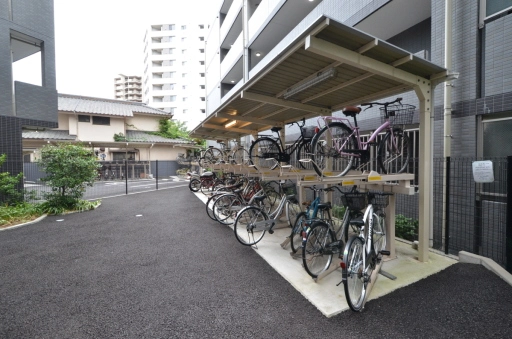 駐輪場 ジェノヴィア東京ノースグリーンヴェールの駐輪場