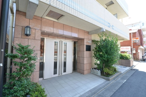リクレイシア菊川の外観