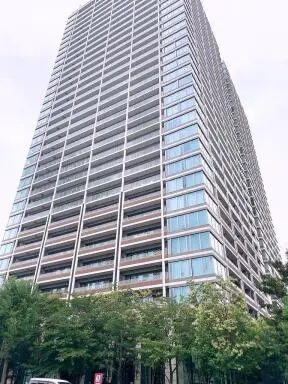ＧＬＯＢＡＬ　ＦＲＯＮＴ　ＴＯＷＥＲの外観