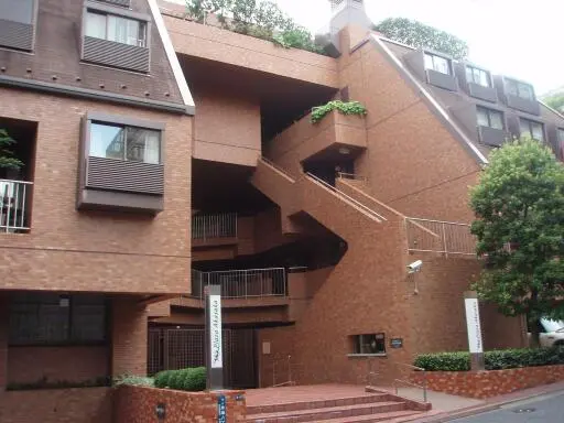 スカイプラザ赤坂の外観