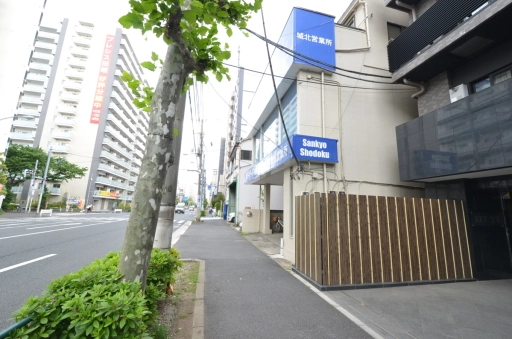 レヴアンの周辺環境