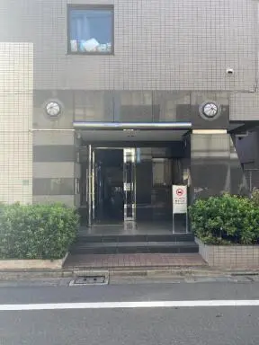 ビッグストーン池袋のエントランス