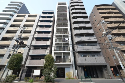 ヴェルト新宿夏目坂の外観