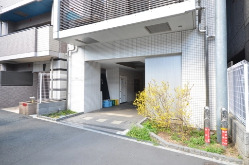 ヴェルト新宿夏目坂の外観