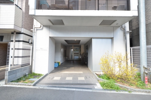 ヴェルト新宿夏目坂の外観