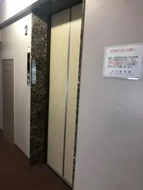 エントランス 広尾ハイツのエントランス