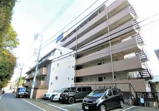 外観 広尾ハイツの外観