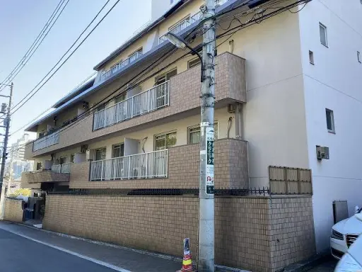 外観 広尾ハイツの外観